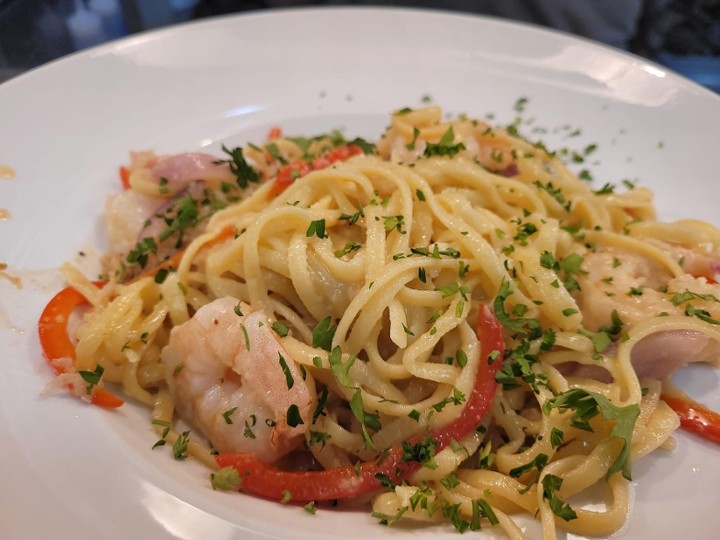 Shrimp Scampi Linguini