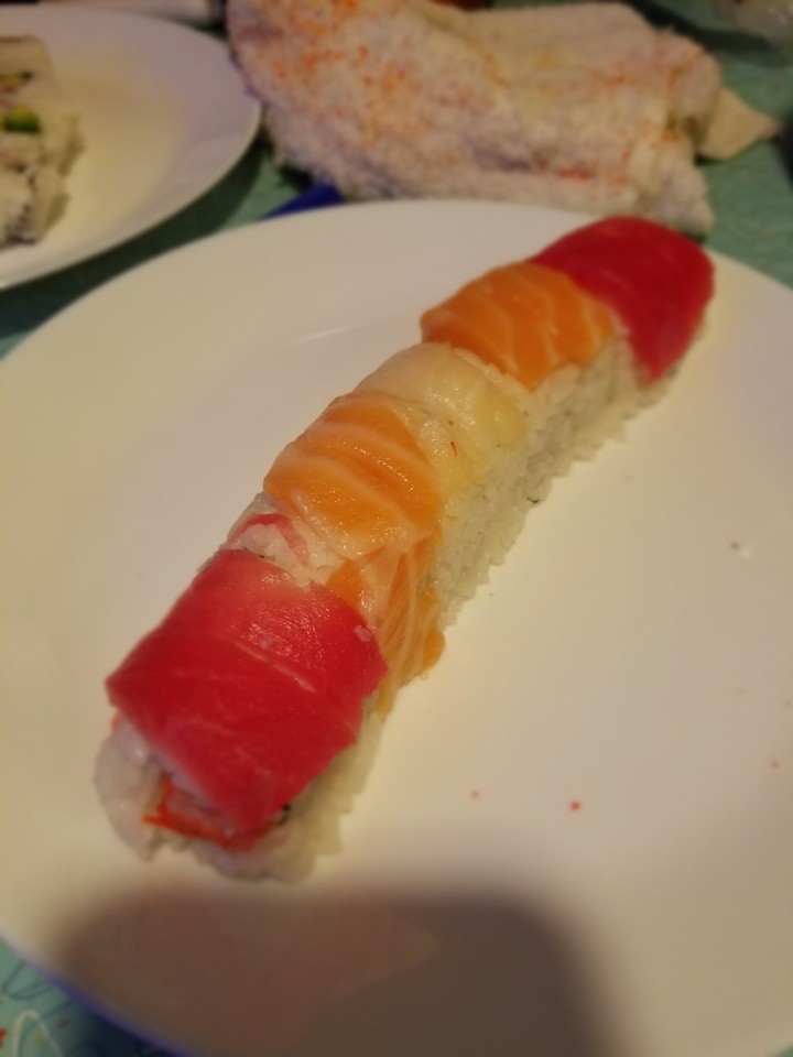 Rainbow Roll (tuna salmon escolar & crab stick)