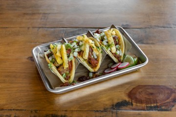 Las Aves Taco Market