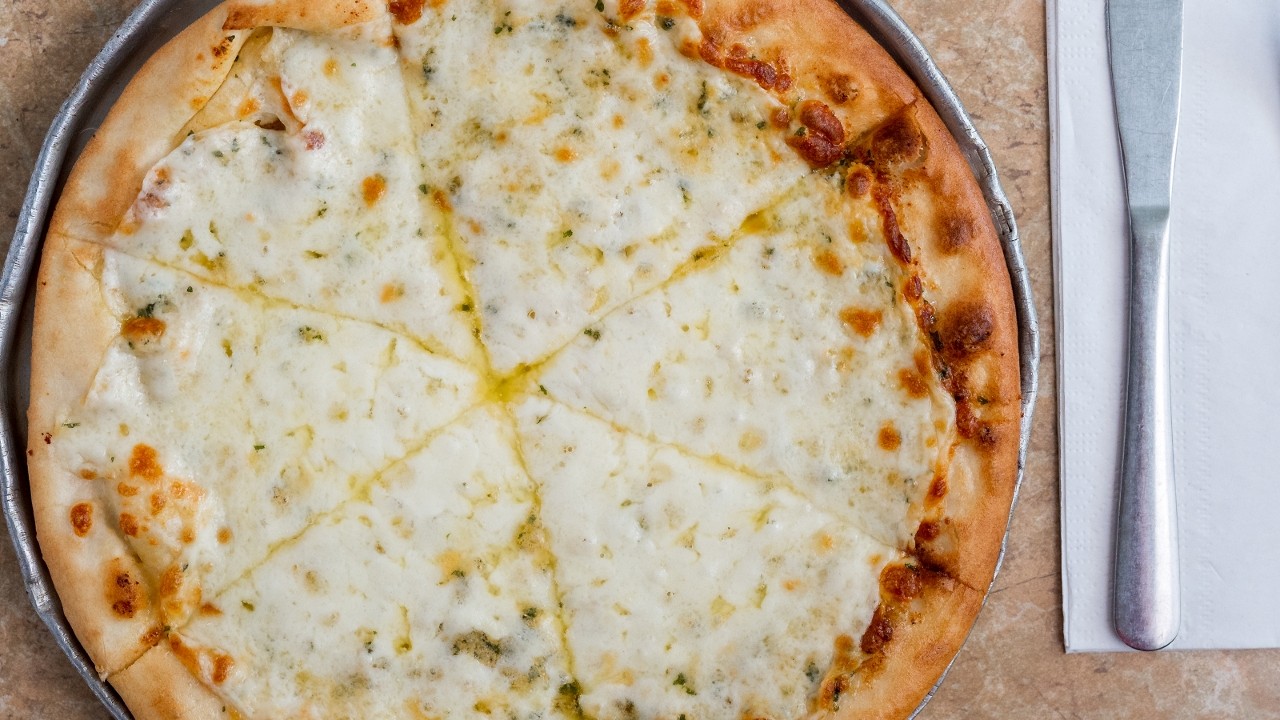 (13) 8" Garlic Cheese Pizza