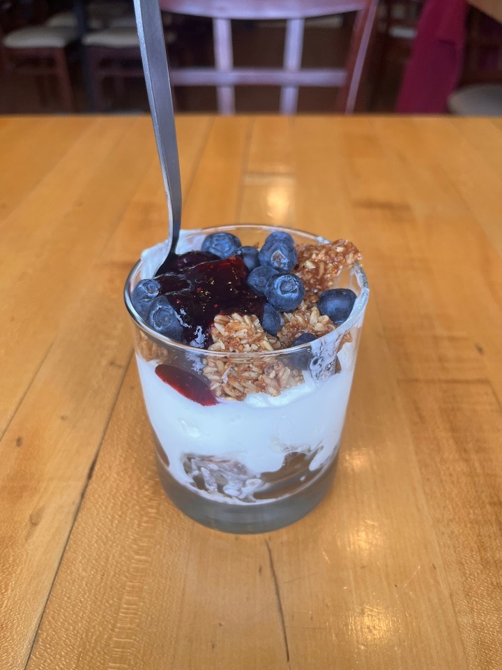 Parfait- Granola, Yogurt, blueberries and jam- Contains Dairy yogurt