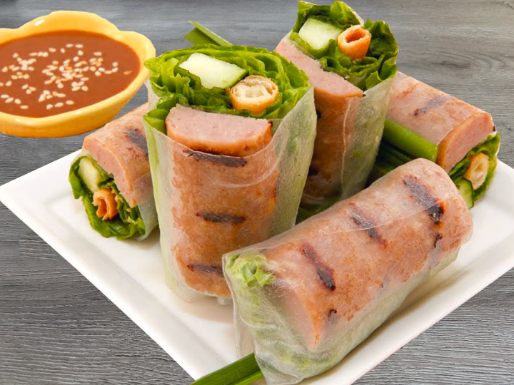 4. Nem Cuon - Roasted Pork Spring Rolls