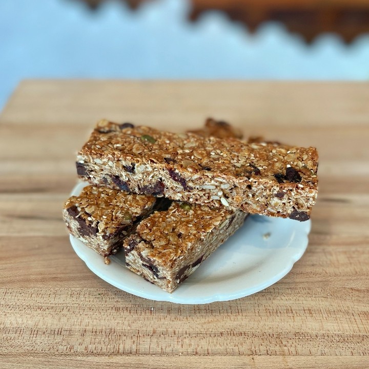 Fruit & Nut Granola Bar