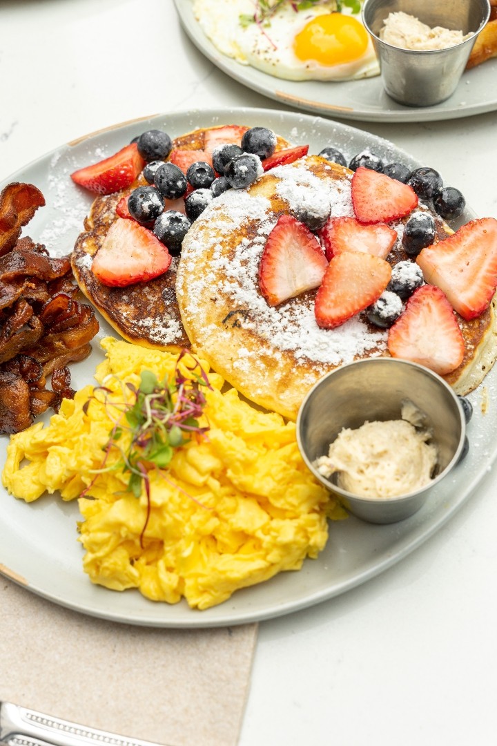 BAE'S FAVORITE PANCAKES.
