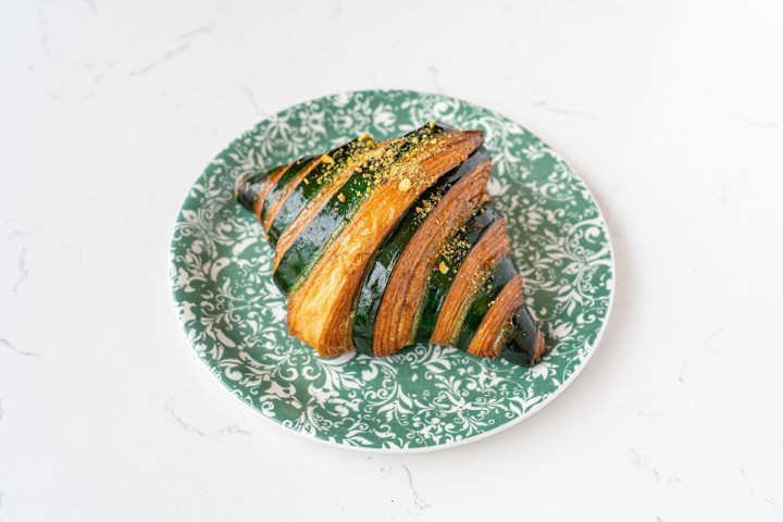 PISTACHIO CROISSANT.