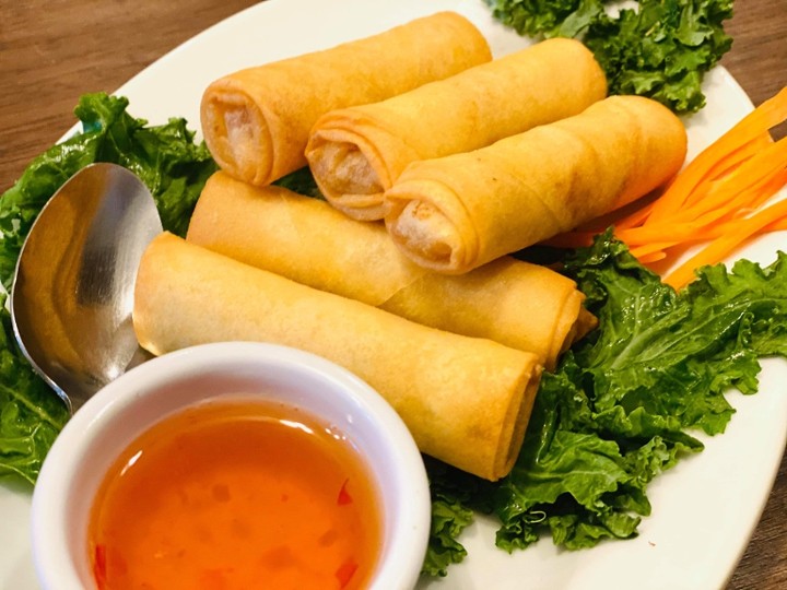 Thai Chicken Crispy Rolls