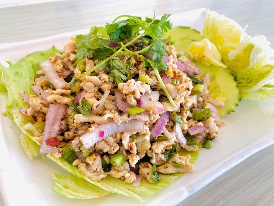 Chicken Salad (Larb) 🌶