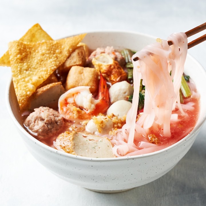Yen Ta Fo Noodle Soup (🌶️🌶️)