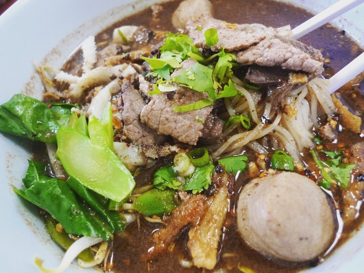 Thai Boat Noodle Soup (🌶🌶️🌶)