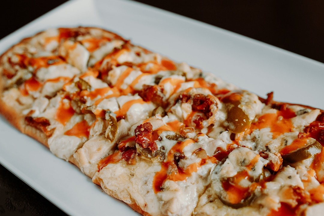 Buffalo Chicken Flatbread