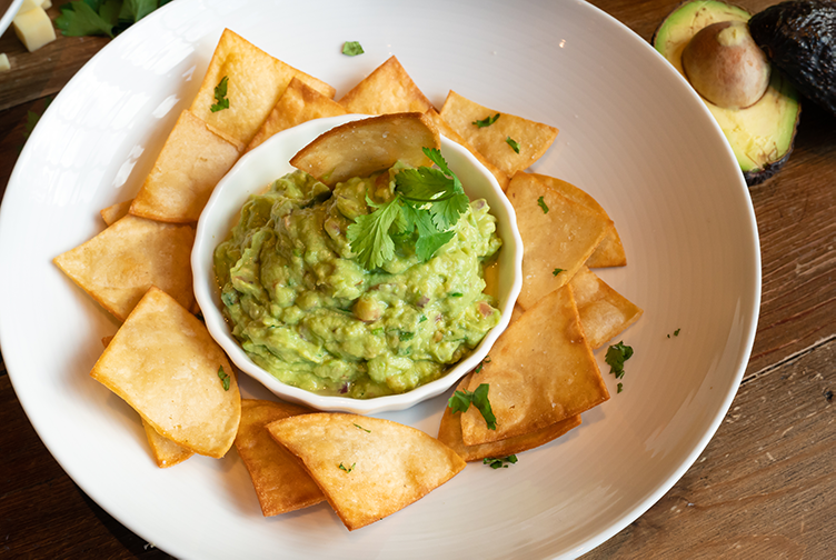 Guacamole & Corn Tortilla Chips