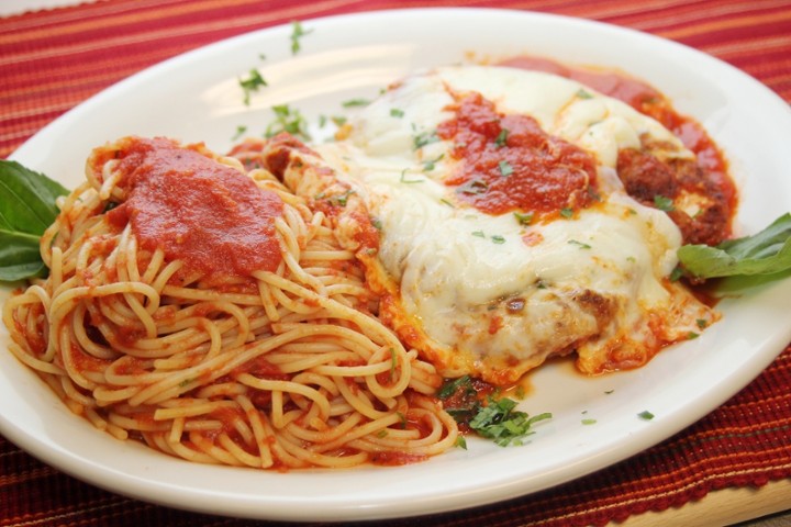 Lunch Chicken Parmigiana w/ Spaghetti