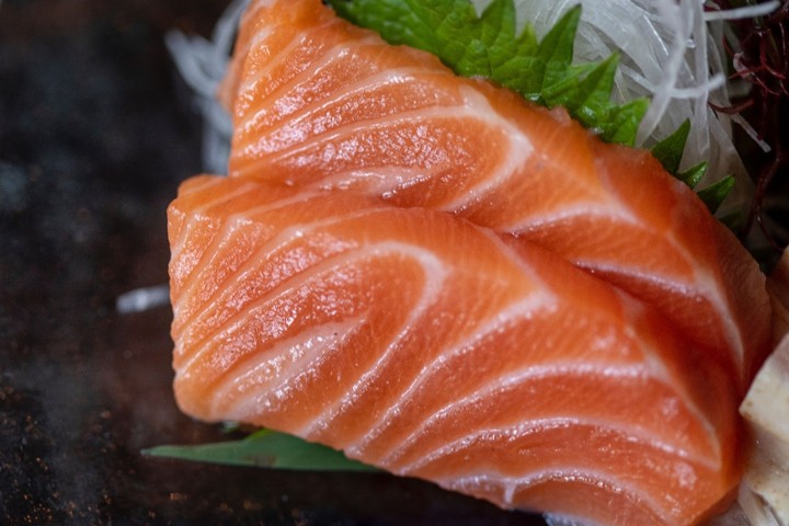 Sake (Salmon) Sashimi