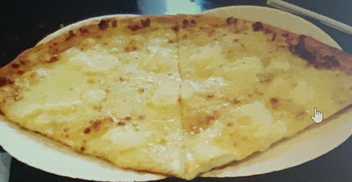 Sm White Pizza