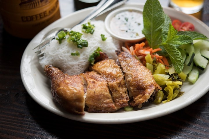 Rotisserie Chicken Bánh Hỏi