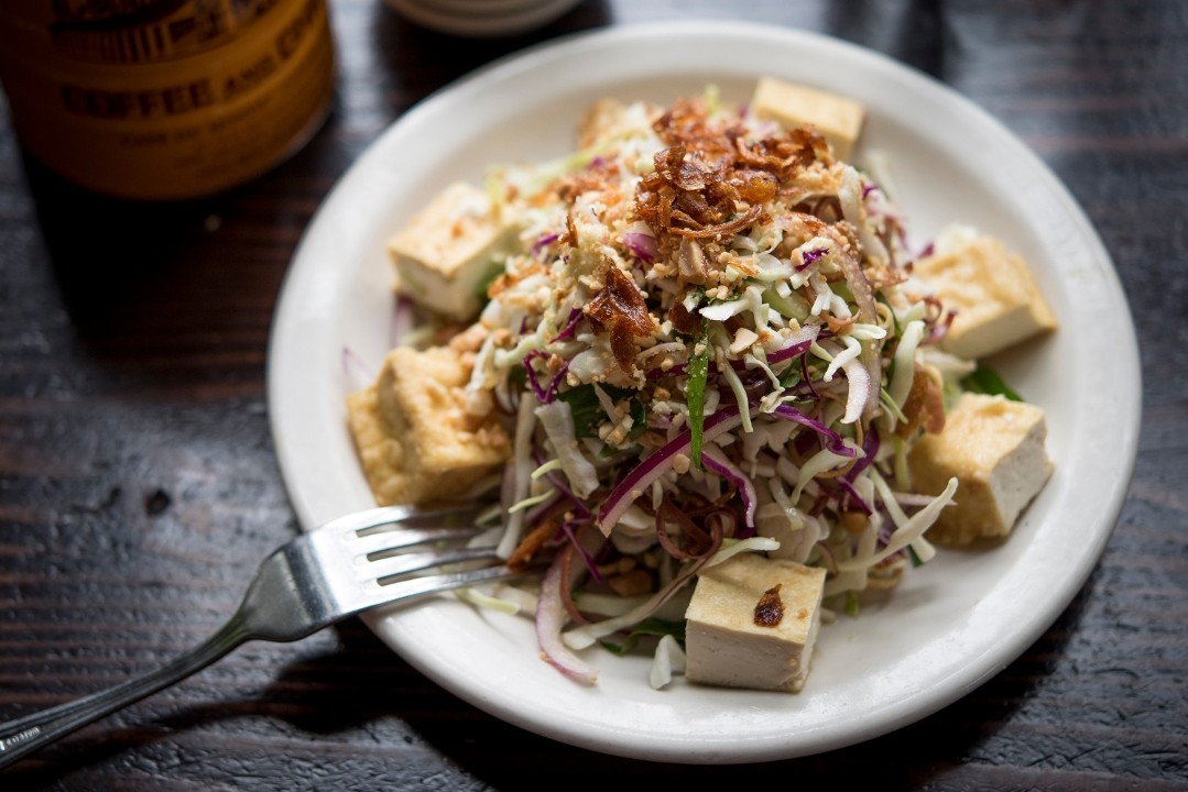 Tofu, Seaweed & Cabbage salad