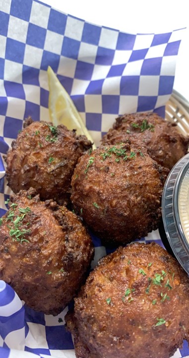 BAHAMIAN CONCH BITES