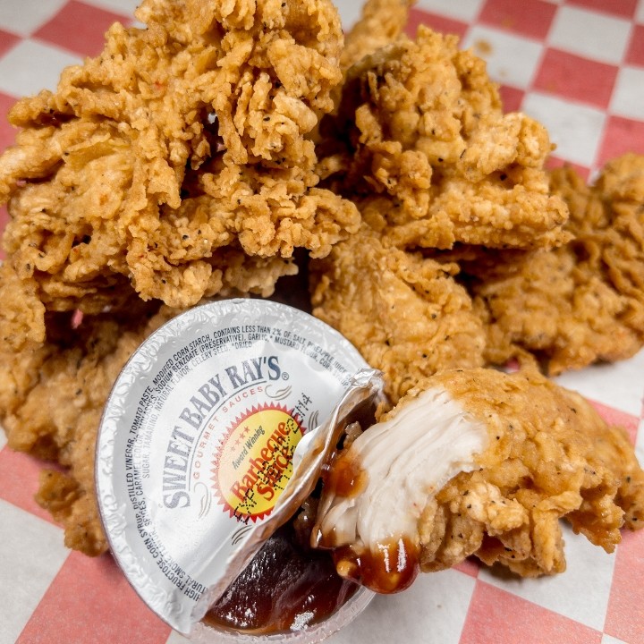 EAST YORK Whole Chicken Wings w/ Fries