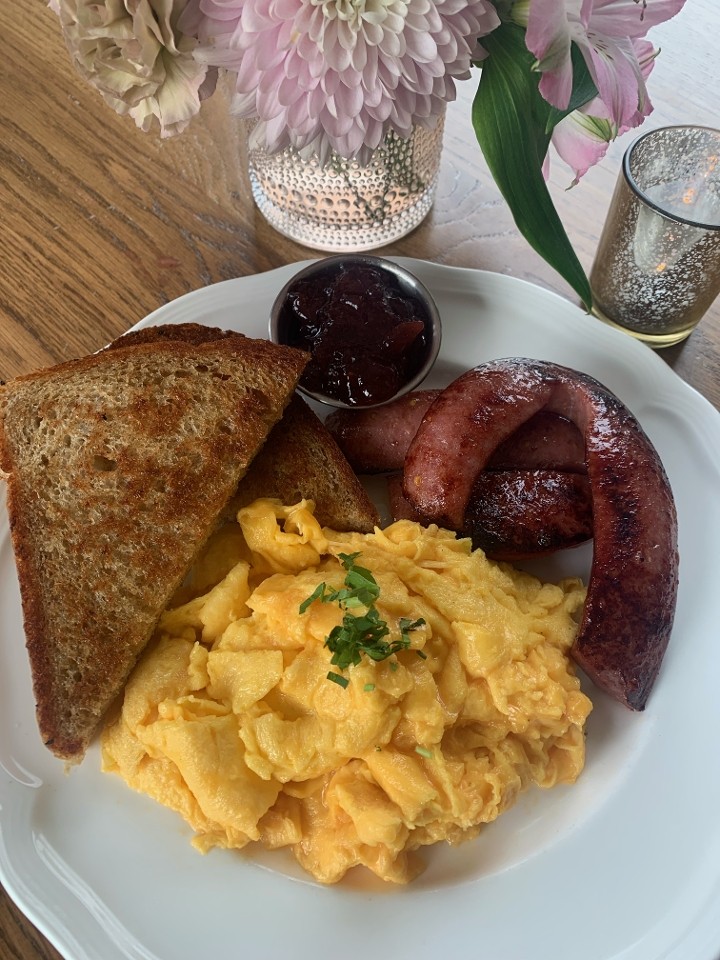 Scrambled Eggs with Toast & Choice of Breakfast Meat