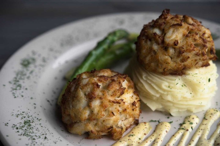 Crab Cakes Dinner