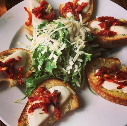 Bruschetta Mozzarella