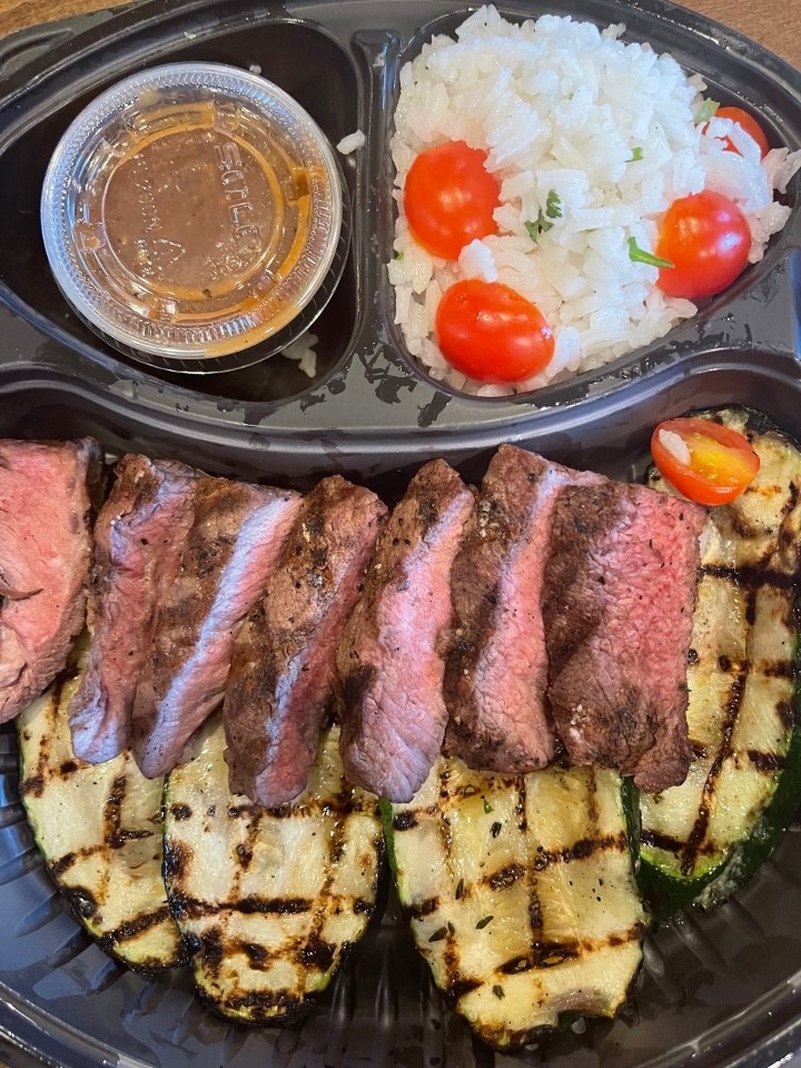 Grilled Angus Steak / Rice / Zucchini - HEALTHY HORSE