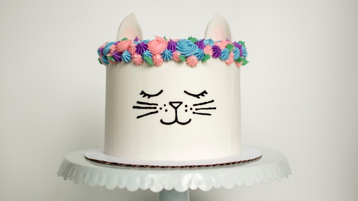 Feline Floral Cake
