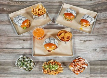 CaliKid - Burgers 'N Shakes - Livermore 4587 Livermore Outlets Drive