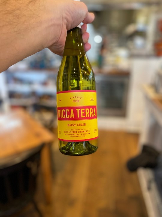 Ricca Terra "Daisy Chain" White Blend