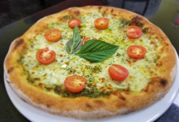 La Main Italian Pizzeria