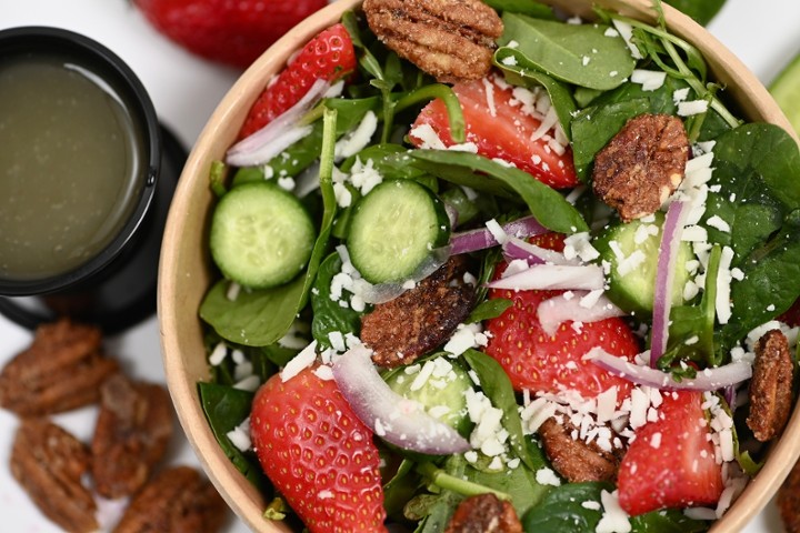 "GARDEN BLISS" STRAWBERRY SPINACH AND ARUGULA SALAD with GOAT CHEESE