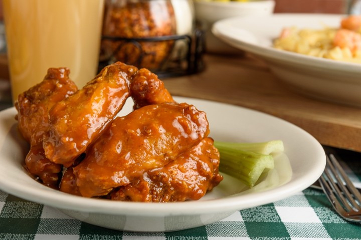 Wings / 8 pc Sauced