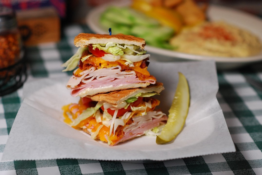 Sandwich / Pressed House Club