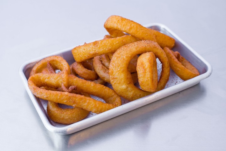 BEER BATTERED ONION RINGS