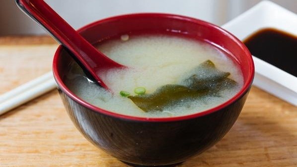 Miso Soup (Not Vegan)