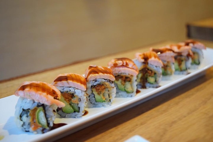 Salmon Yaki Roll