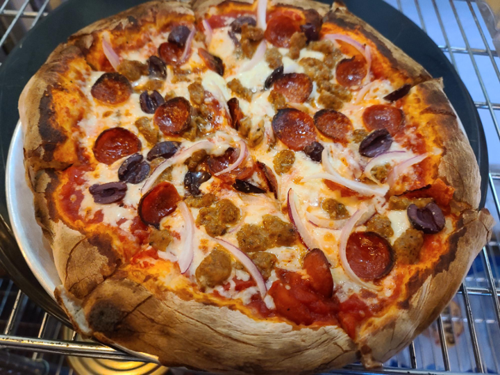 Meatsa Pizza