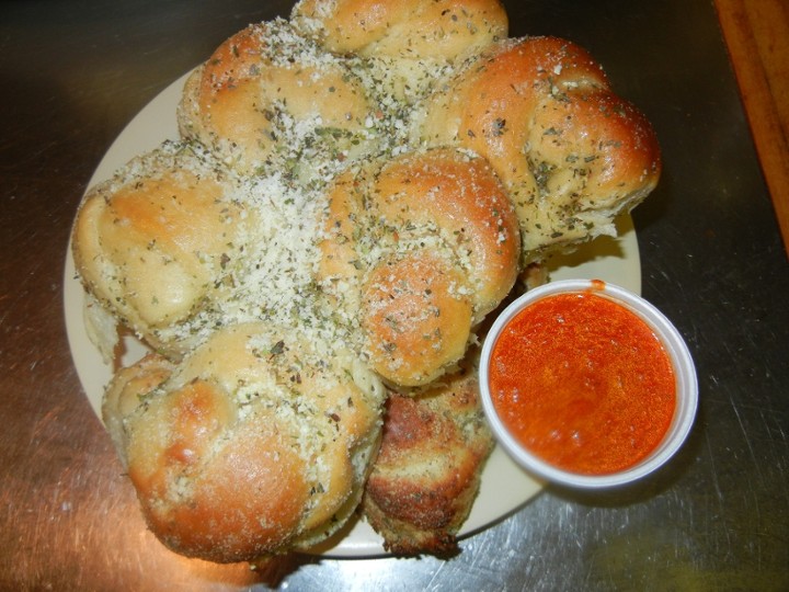 1/2 Dozen Garlic Knots