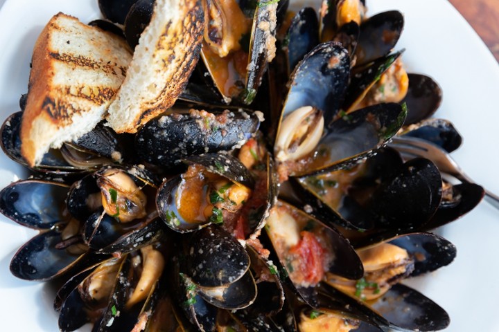 Mussels Fra Diavolo