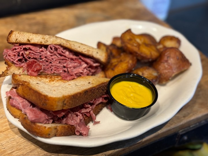 Manny's Corned Beef Sandwich