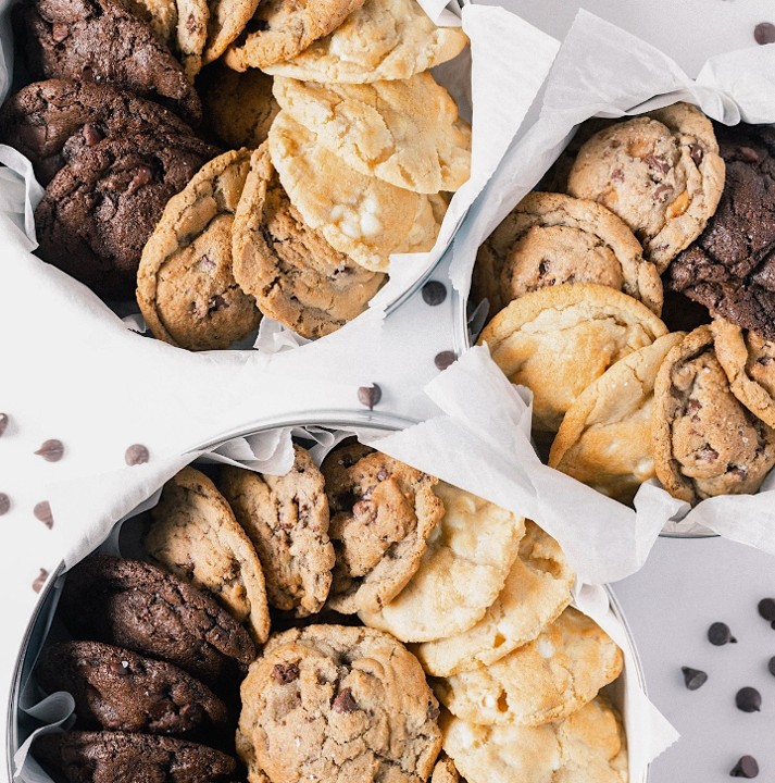 Medium Cookie Tin