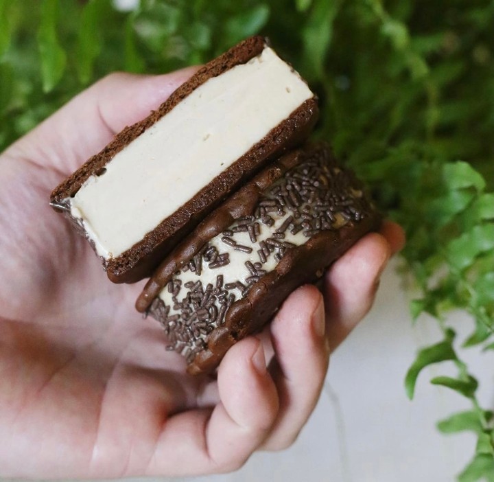 Ice Cream Sandwich