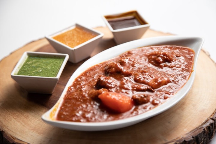 16 LAMB VINDALOO