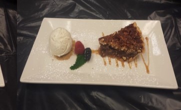 Mini Pecan Pie w/ Vanilla Ice Cream