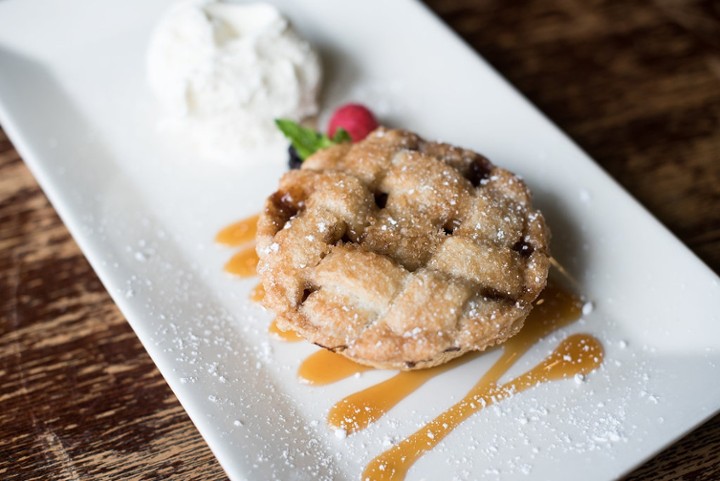 Mini Apple Pie w/ Vanilla Ice Cream