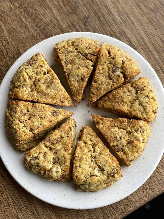 Frozen Date Cardamom Scones (8 scones)