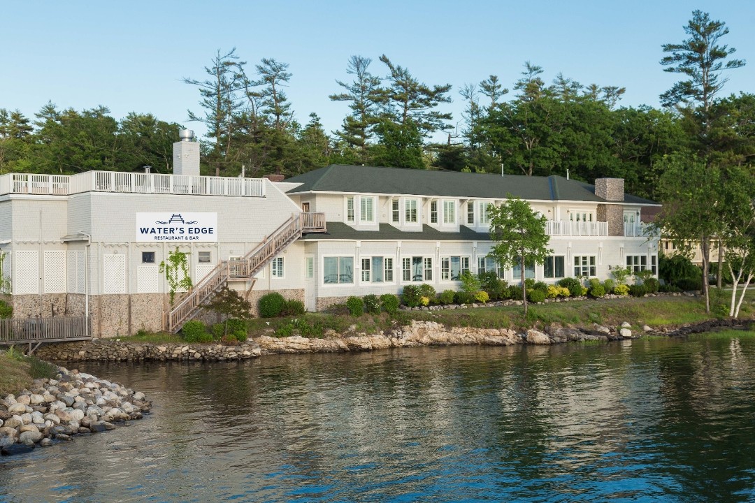 Water's Edge Restaurant & Bar
