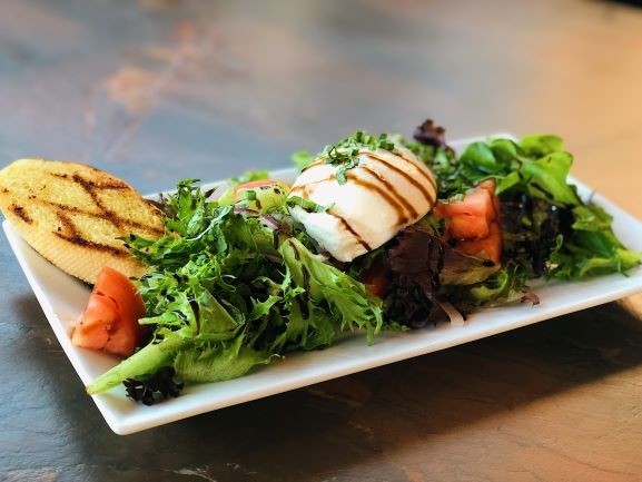 Tomato Burrata Salad - Entrée