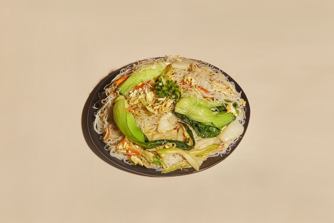 Wok-Fried Thin Rice Noodles