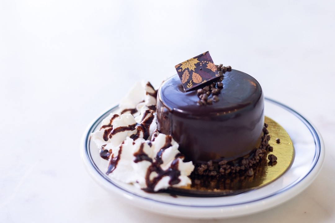 Chocolate Mousse Mini Cake (GF)